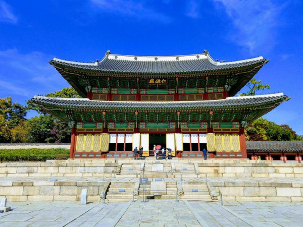 Cung điện Changdeokgung và vườn bí mật có gì đặc biệt? Kiến trúc, giá vé và lưu ý tham quan