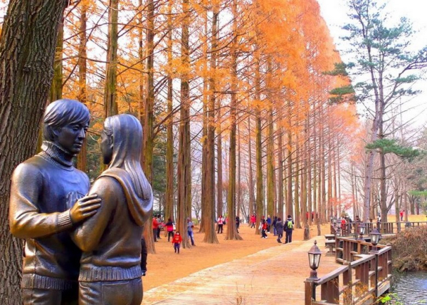 Cặp đôi đi Hàn Quốc nên thêm điểm nào cho chuyến lãng mạn? Đảo Nami, tháp Namsan và trải nghiệm