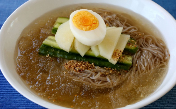Mì lạnh Naengmyeon mùa hè có hợp khẩu vị khách Việt không?