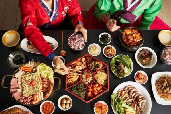 Ẩm thực Hàn Quốc có hợp khẩu vị người Việt không? 8 món dễ ăn và 3 món nên cân nhắc
