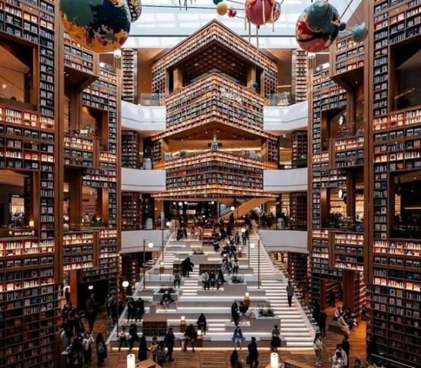 Thư viện Starfield ở Seoul có gì mà ai cũng check-in? 