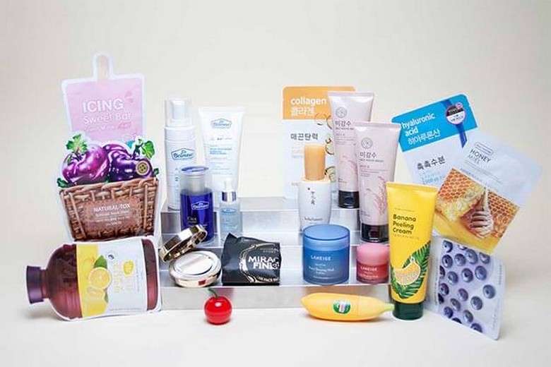 Giỏ mỹ phẩm Hàn Quốc mua làm quà mang về