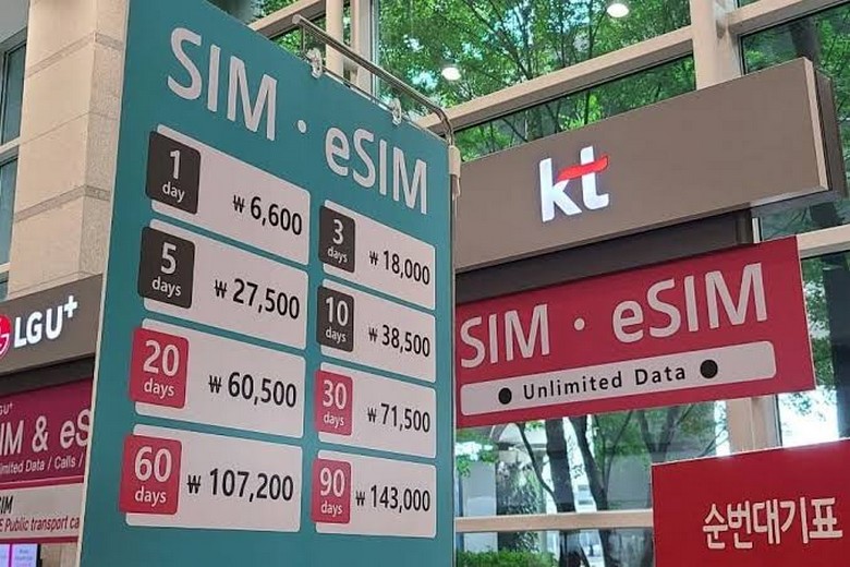 Quầy bán SIM du lịch của nhà mạng tại sân bay Incheon